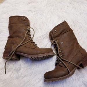 Steve Madden Chestnut Lace-Up Ankle Booties